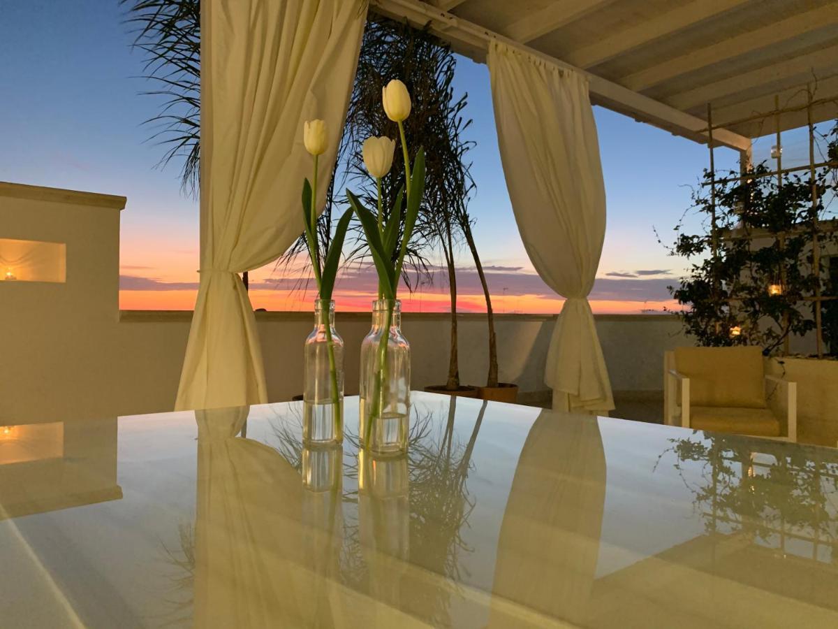 Sea Suites อูเจนโต ภายนอก รูปภาพ