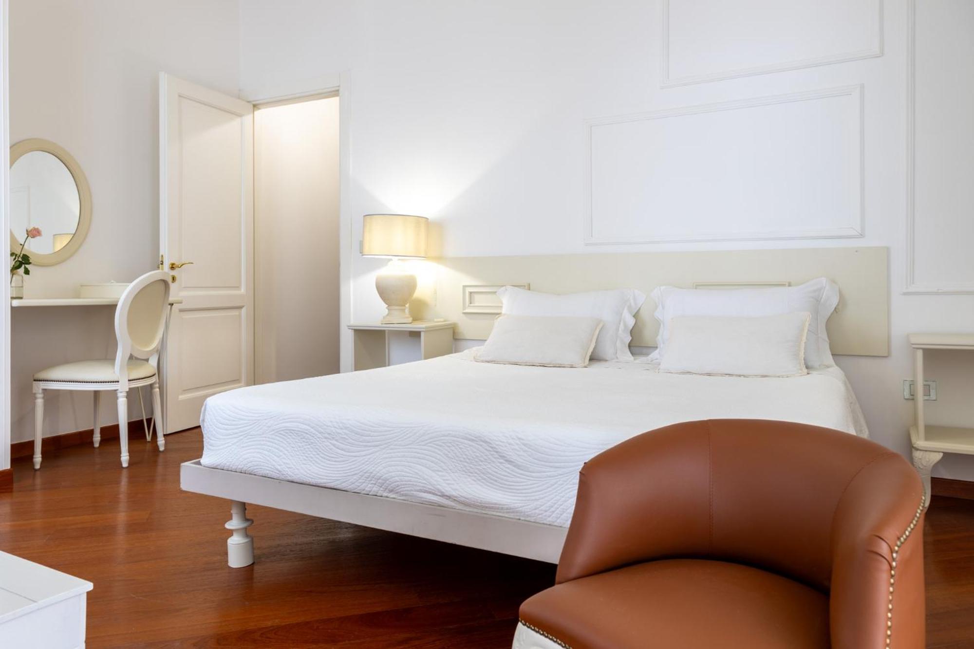Sea Suites อูเจนโต ภายนอก รูปภาพ